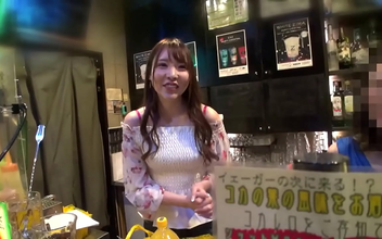 Meet Emi, the Seductive Owner of a Lewd Bar in Tokyo Who Makes Her Customers Do the Dirty Work!
