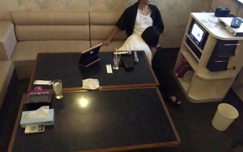 Japanese Amateur Couple Gets Steamy at Karaoke