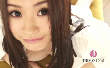 Unleash Your Desires with JAV Idol Anri Uda's Luscious curves in Hot Spring Image Video