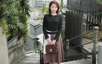 Unveiling the Alluring World of JAV Queen Miharu Hisamatsu - Exclusive Interview with a Married Woman