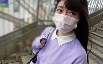 Unleash Your Sensual Desires with Mei(18)'s Sensitive Pussy J [First Period] Abstinence Release!